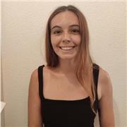 Profesora de inglés nativa con mas de 10 años de experiencia en clases para niños, adultos, en academias, particular, online...